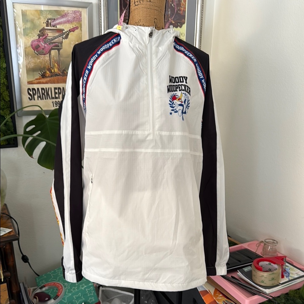 Woody Woodpecker White Jacket - Picture 8 of 8